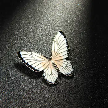 1Pc Motýľ Hmyzu Kovové Brošňa Svadobné Motýľ Brošňa pre Ženy Módne Šperky Dobré Klopě Pin Šatku Pracky Darček