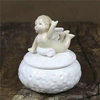 Roztomilý Porcelánu Little Angel Miniatúrne Šperky Box Dekoratívnej Keramiky Figúrka Amor Šperky Rakve Organizátor Ornament Plavidlá