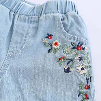 R&Z detí šortky 2019 lete nové dievčatá denim šortky detské výšivky kvety móde hot pants
