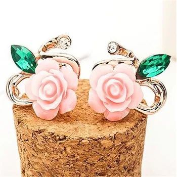 Kórejský Hot Nový Dizajn, Šperky Ružová Farba Biela Živice Rose Stud Náušnice Pre Ženy Brincos 2018 Nové Príslušenstvo Pre Lady Dary