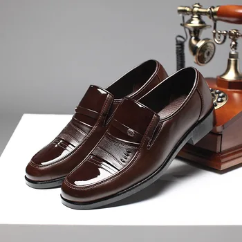 2019 pánske kožené topánky pánske členkové topánky vysokej kvality pu mužskej strany topánky zapatillas hombre módne Čierny pes Oxford topánky hj