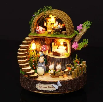 Les Drevené Totoro DIY Domáce Dekorácie Doll House Ručne Kreslené Kit Miniatúrny Domov Montáž Hračky domček pre bábiky Darček Hračka