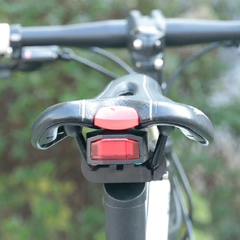 Cyklistické Roh koncových svetiel Zadné Svetlo Proti krádeži Alarm, Diaľkové Ovládanie Bicykel pre Outdoor Cyklus Cyklistika Zábava