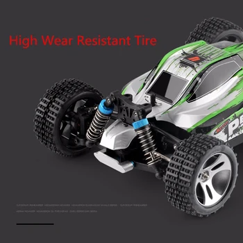 1/18 4WD Sledované RC auto 2.4 GHz 40Km / h Vysokej Rýchlosti Kúsok Diaľkové Ovládanie Auto Racing Nepremokavé funkciu Robustný Dizajn karosérie
