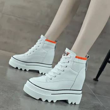Hrubé jediným malé biele topánky 2020 nové kožené dámske topánky na jeseň všestranný kórejská verzia voľný čas vysoká top topánky