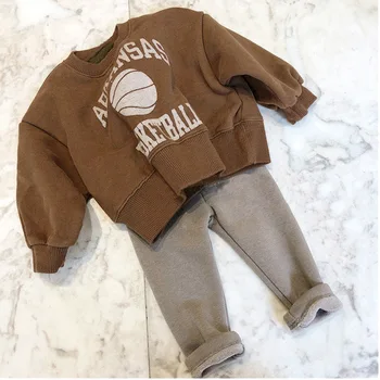 2020 jeseň oblečenie pre chlapcov a dievčatá v Európskych a Amerických basketbal písmená tlačené fleece sweater20D719