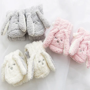 1 pár Bežné Coral Ponožky Roztomilý Zvierat Dizajn Vianočný Darček Kvalitné Sladké Vtipné Ženy Trubice ponožky Teplé Zimné Jeseň Ponožka