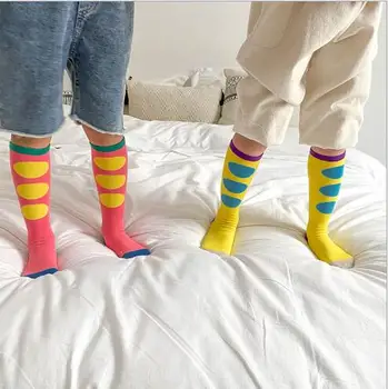 1-8 Rok na Jeseň a zimu nové baby ponožky farby zodpovedajúce polka dot deti deti trubice ponožky