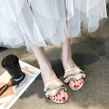 Jeden-slip papuče žena 2019 lete nové módne otvorené prst rozstrapatené kamienkami sladké slovo papuče ženy nosia