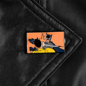 Gotham City Hrdina smalt kolíky Bat ľudských odznaky Karikatúra Komiks brošne Oblečenie batoh taška Klopě pin Film Šperky, Darčeky pre fanúšikov