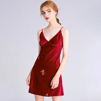 Sleepwear Pyžamo dámske Dlhé bez Rukávov Nightdress Pre Dámy tvaru Golden Fleece Zavesenie Sukne Ženy Sexy Dievča Pajama 2021