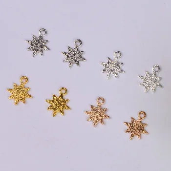 7*9 mm 100ks Medi Materiálu Striebornej farby, jednoduché, málo snehu Matné pečiatka zobrazili kľúčové tlačidlá pre náhrdelník Prívesok pre DIY Šperky robiť