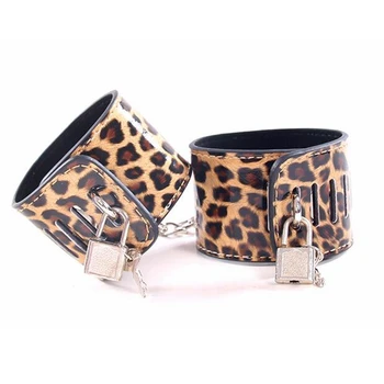 7Pcs/set Erotických kostýmov BDSM Zdržanlivosť Leopard putami na rukách Bič zaviazanými očami Bradavky Svorky Páry Slave Femdom Príslušenstvo Hračky