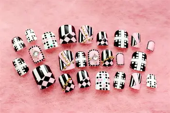 24PCS Nail art produkty Falošné nechty patch nail fashion proces 3 d nechtov pásy (Neobsahuje žiadne lepidlo)