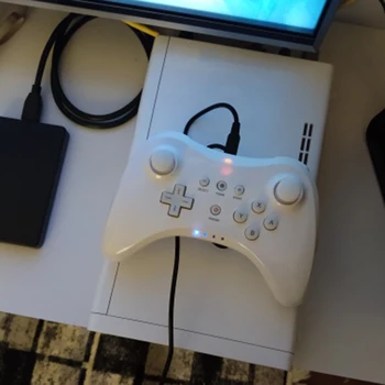 Bezdrôtové Clic Pro Controller Ovládač Gamepad pre Nintend Wii U Pro s USB Kábel Bezdrôtový ovládač