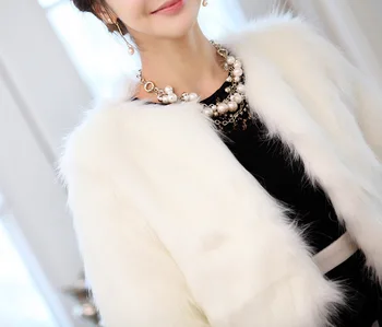 Nové Módne 2020 Femme Umelú Kožušinu Kabát Biele Elegantné dámske Zimné Bundy Krátke Teplé vrchné oblečenie Casaco De Pele Falso CJ340