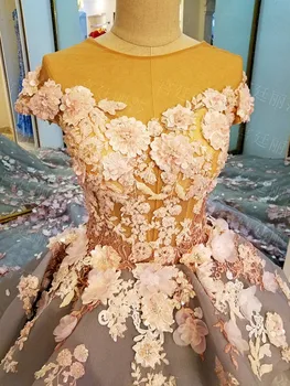 2019 Luxusnej Čipky Krátke Rukávy plesové Šaty, Svadobné Šaty Princezná Ilúzie Výstrihu 3D Flóry Kvety, Svadobné Šaty Župan Mariage de