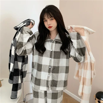 Zimné nové, mäkké plyšové Koberčeky teplé farby obleku golier voľné dve kus vyhovovali pyžamo dámske domáce oblečenie pre voľný čas