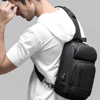 OUTWALK Black Hrudníka Pack Mužov Bežné Ramenný Crossbody Taška cez USB Hrudníka Taška Vodu Odpudzujúce Cestovné Messenger Bag Back Pack