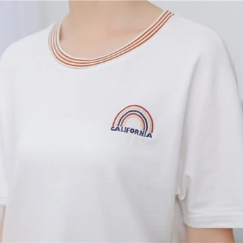 V lete roku 2020 harajuku tričko ženy topy kórejský roztomilý módne t-shirt vyšívané rainbow písmená obväz luk prúžok biele tričko