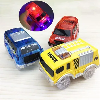 Sledovať Autá Náhradné Len rozsvieti autíčka s 5 LED svetielkami Hračky Racing Car Sledovať Kompatibilné s Magic Skladby