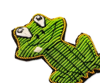 DIY Nové 3D Ručne vyšívané Frog/crown brošne zaujímavé Vývar na Kabát tričko klobúk Taška Ornament Broche 1order=1set