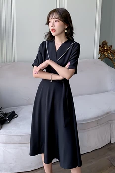 2020 Lete Nové Šaty Žena Bežné Francúzske Retro Hepburn Štýl Tvaru Krátky Rukáv Vysoký Pás Chudnutie Malé Čierne Šaty