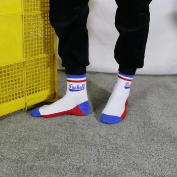 Nové Moduly Populárnej Značky Športové Harajuku Štýl Lettered Prekladané Skateboard Bavlnené Ponožky Mužov a Žien Pár Baseball Ponožky