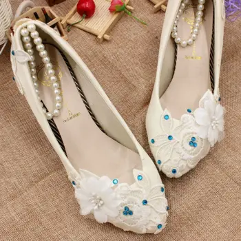 Biela čipka svadobné topánky pre nevestu HS032 modrými kamienkami čipky kvet členok lištovanie popruhy lady ženské svadobné svadobné čerpadlá obuvi
