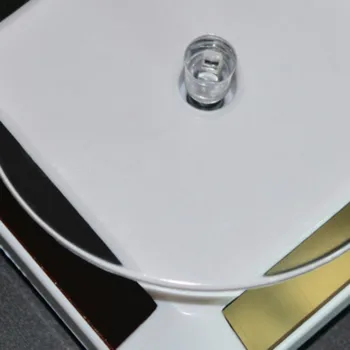 Slnečná energia 360 stupeň Rotujúce Gramofónu Stojan Šperky Jade Náramok Model Zobraziť Polica