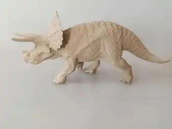 Plastové pvc model obrázok Triceratops bylinožravé dinosaury DIY biela plesní