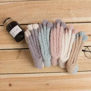 Zahusťovanie Coral Fleece Trubica Ženy Cashmere Ponožky Krásne Plyšové Udržať V Teple Spať Domov Poschodí Dámy Nohy Teplejšie Ponožky