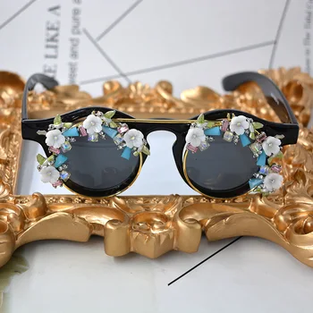 Flip Hore Steampunk Rezbárstvo s Diamond slnečné Okuliare Ženy Kolo Módne Dámske Slnečné Okuliare Značky Dizajnér Okuliare Oculos Feminino