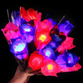 1Pc Svietiť v Tme LED Svetlo, Umelé Reálne Praktické Celkom Multifunkčné Ruže Kvet Dievča Romantický Darček Dovolenku Hračka