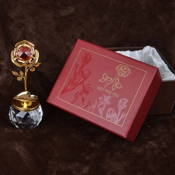 24K Gold elektrolyticky pokrývajú Crystal Golden Rose Darčeky Box pre Priateľku Praktické Tvorivé Romantický Gold Rose Domova Darček