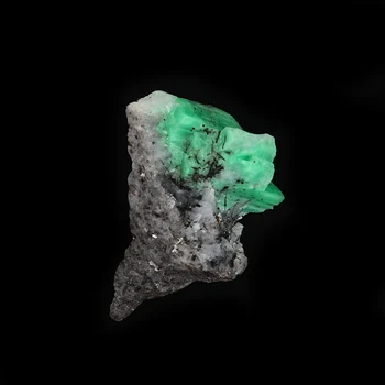 Ultra-jemné minerálne kryštály smaragdovo zelená drsné prírodné kamene známky zberateľstvo rudy vzoriek bez optimalizácia 75