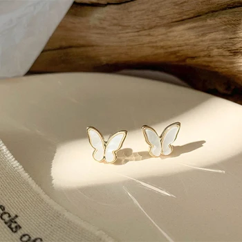 Bielou Shell Perlou Motýľ Náušnice 2020 Nový Kórejský Sladké Farebné Motýle Simulácia Krídlo Stud Náušnice Strany Šperky Darček