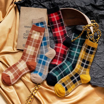 Nový Britský Štýl Ženy Ponožky Bavlna Gradient Farebné Koberčeky Line Harajuku Dámy Radi Módne Zábavné Kawaii Classic Dievčatá Sockings