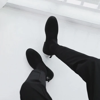 Jeseň Čierne Topánky Mens Slip-On Priedušná Obuv Zimná Matné Kožené Členkové Topánky Pre Mužov