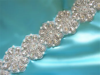 (30 kusov) Veľkoobchodný svadobný krídla strane perlové striebornej jasné, crystal drahokamu nášivka na svadobné šaty krídla pás WDD0639