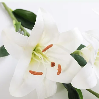 3 Hlavy Skutočný Dotyk Umelé Lily Falošné Kvety 88 cm Európskej Multicolor Vôňou Rastlín Svadobné Kvetinové Svadobné Veniec Dekorácie