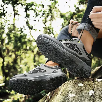 Pánske turistické topánky hrotmi čižmy non-slip ľahký off-road vodu odpudzujúce topánky pánske krajky-up turistické topánky veľkosť 40 - 46