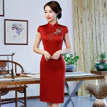 Štýlový 2018 Dámy Rayon Cheongsam Čínsky štýl Koleno Dĺžke Šaty Dámske Handmad Lištovanie Qipao Slim Party Šaty Vestido