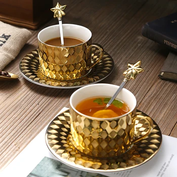 European high-grade kosti čína hrnček s lyžičkou keramické šálku kávy ručne maľované zlato raňajky šálku čaju