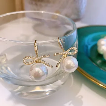 Nové Kórea Temperament Pôvabné Ženské Šperky Jednoduché Fashion Kamienkami Bowknot Veľká Perla Visieť Náušnice pre Ženy Príslušenstvo
