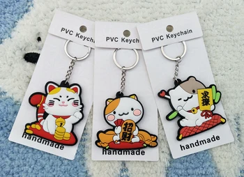 IVYYE 1PCS Kawaii Šťastie Mačka Anime prívesok na PVC Obrázok Keyring roztomilé Hračky Keychain Keyholder Narodeninám Unisex NOVÉ