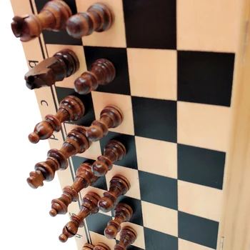 Masívneho Dreva Šachovnici Horúce Top Kvality Drevený Skladací Magnetický Šach Magnetické Kusov Zábava Doskové Hry Deti Darčeky