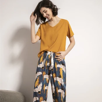 2020 Nové Pyžamo Nastaviť Ženy Voľné Pyžamo Krátke Rukávy + Dlhé Nohavice Letné Sleepwear Bavlna Lady Voľný Čas Tlače Domáce Oblečenie