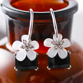 1Pair Predaj Preháňania Trend Módy Crystal Čerešňové Kvety Kvetinové Šperky pre Ženy, Svadobné Šperky Vyhlásenie Náušnice