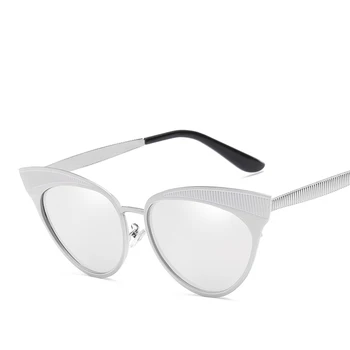 Vysoko kvalitné ženy móda 2018 trendy slnečné okuliare retro cat eye dámy zrkadlo Gradient slnečné okuliare oculos de sol feminino